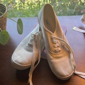 White Keds